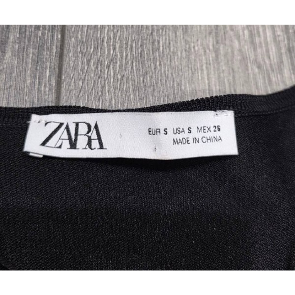ZARA BLACK LONG GATHERED WAIST V-NECK KNIT DRESS WITH SHOULDER PADS S A005697 - Picture 5 of 9